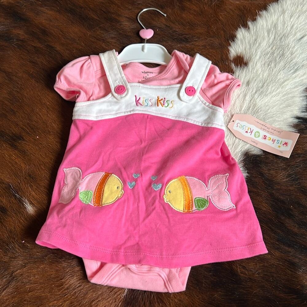Wishes &‎ Kisses 3-6 month outfit